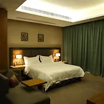 Quetzal Aparthotel